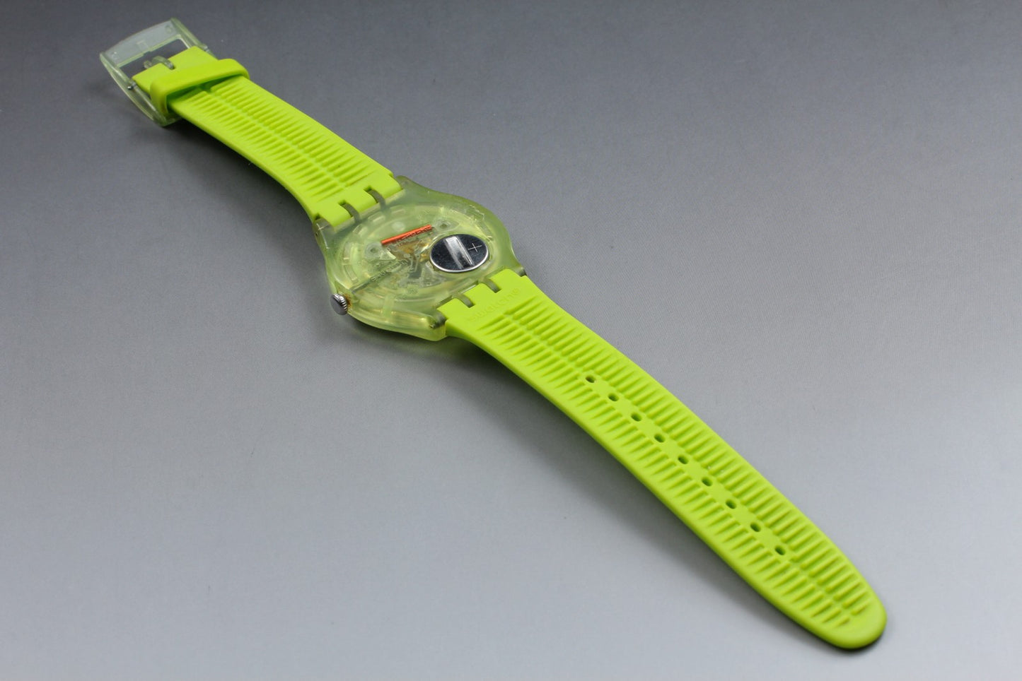 Exc+5 Swatch Lime Rebel SUOG702 Day Date Silicone Quartz 41mm Men's Watch JAPAN