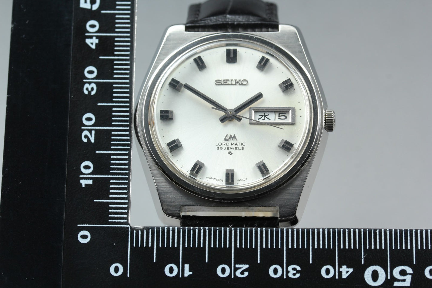 Vintage 1969 [Near MINT] SEIKO Lord Matic 5606-9020 Auto 39mm Men's Watch JAPAN