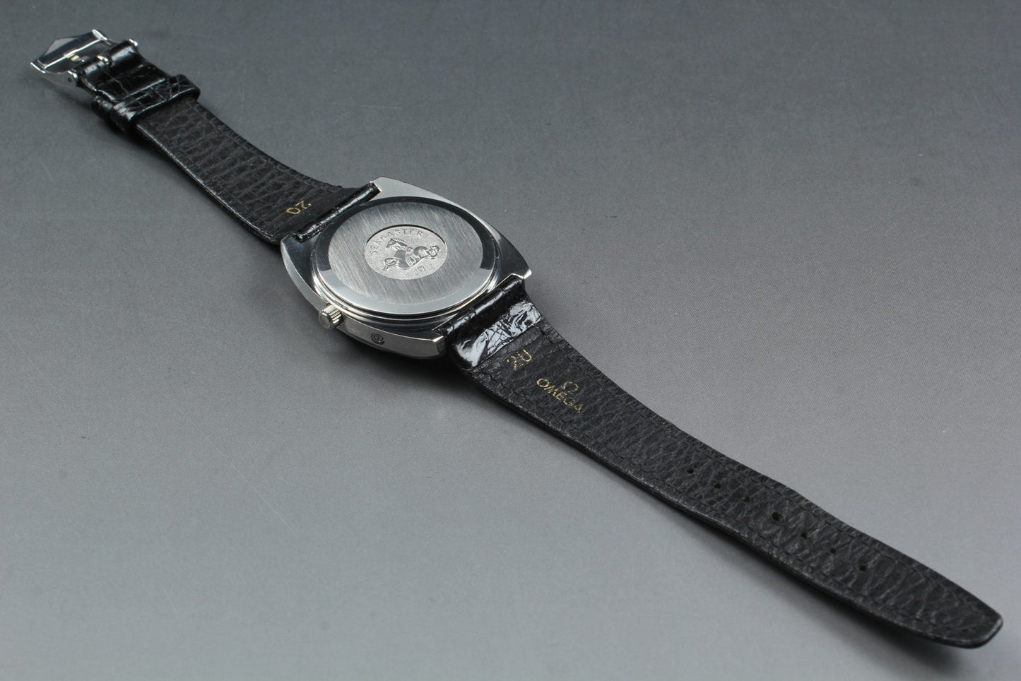 Vintage 1977 Near MINT OMEGA Seamaster 196.0032 Cal.1345 Quartz 35mm Men's Watch