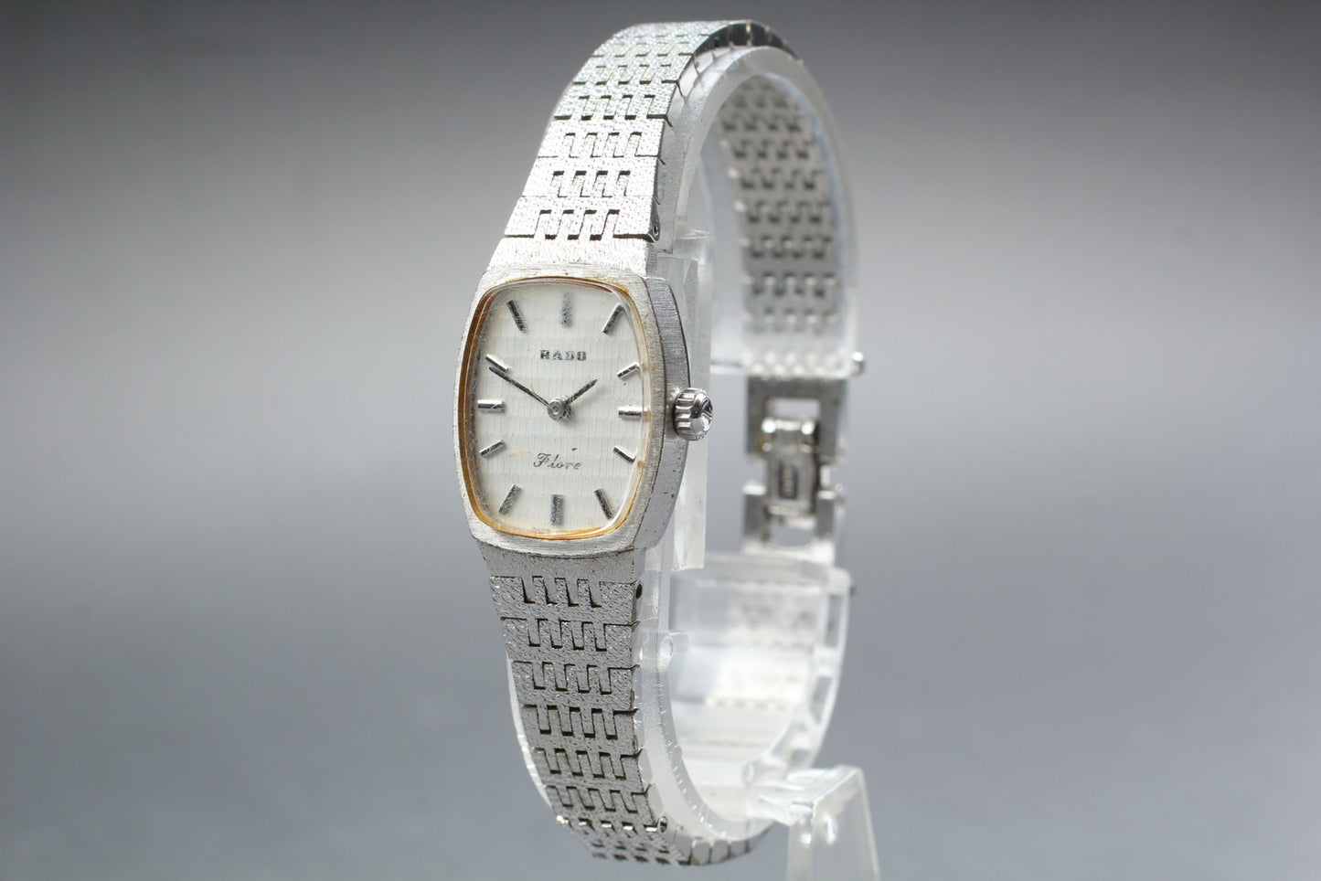 Vintage 1970s Exc+4 RADO Flare 601 Silver Textured Bracelet Manual Ladies Watch