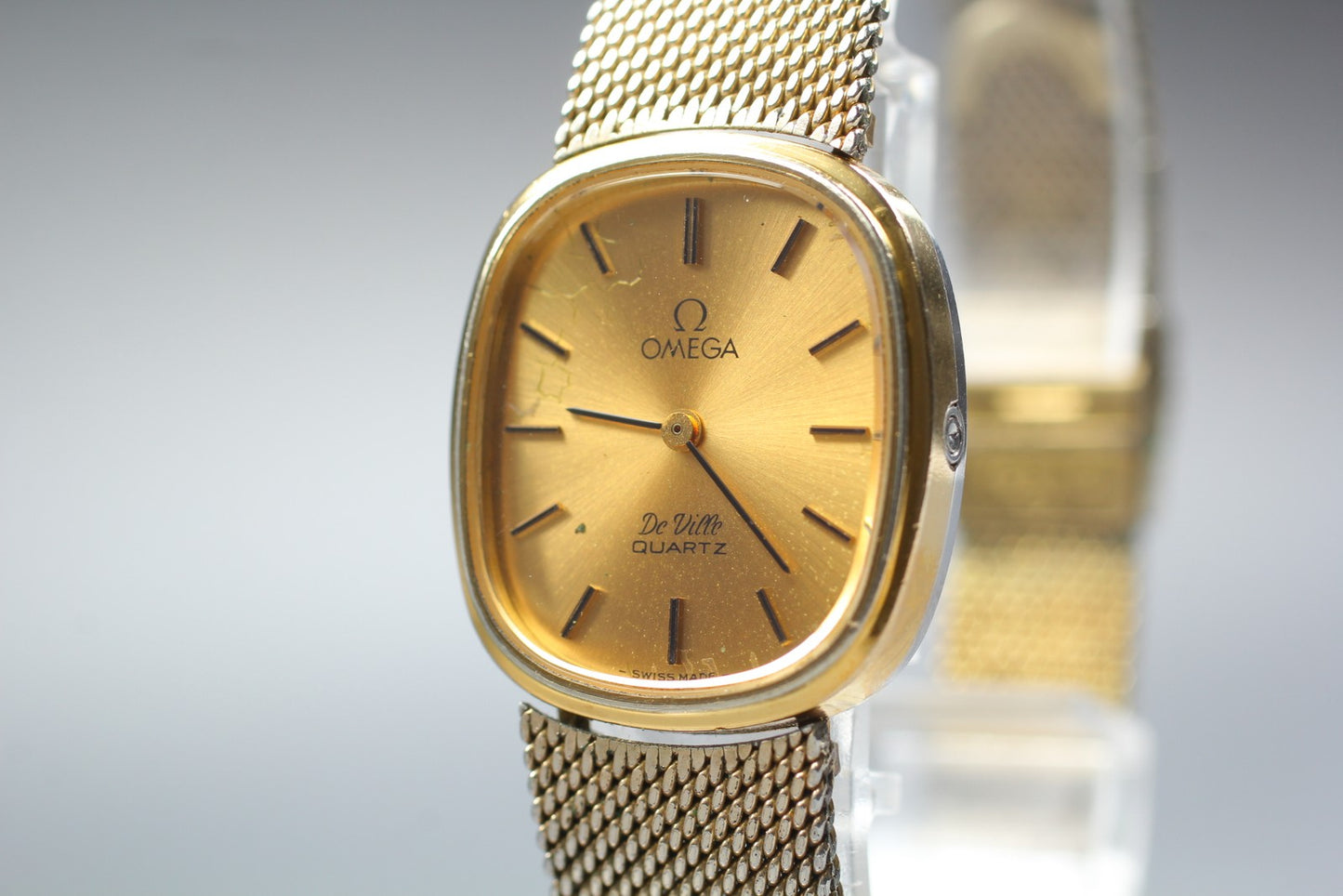 Vintage 1979 [Exc+5] OMEGA De Ville 1353 Gold Dial Quartz 22mm Ladies Watch