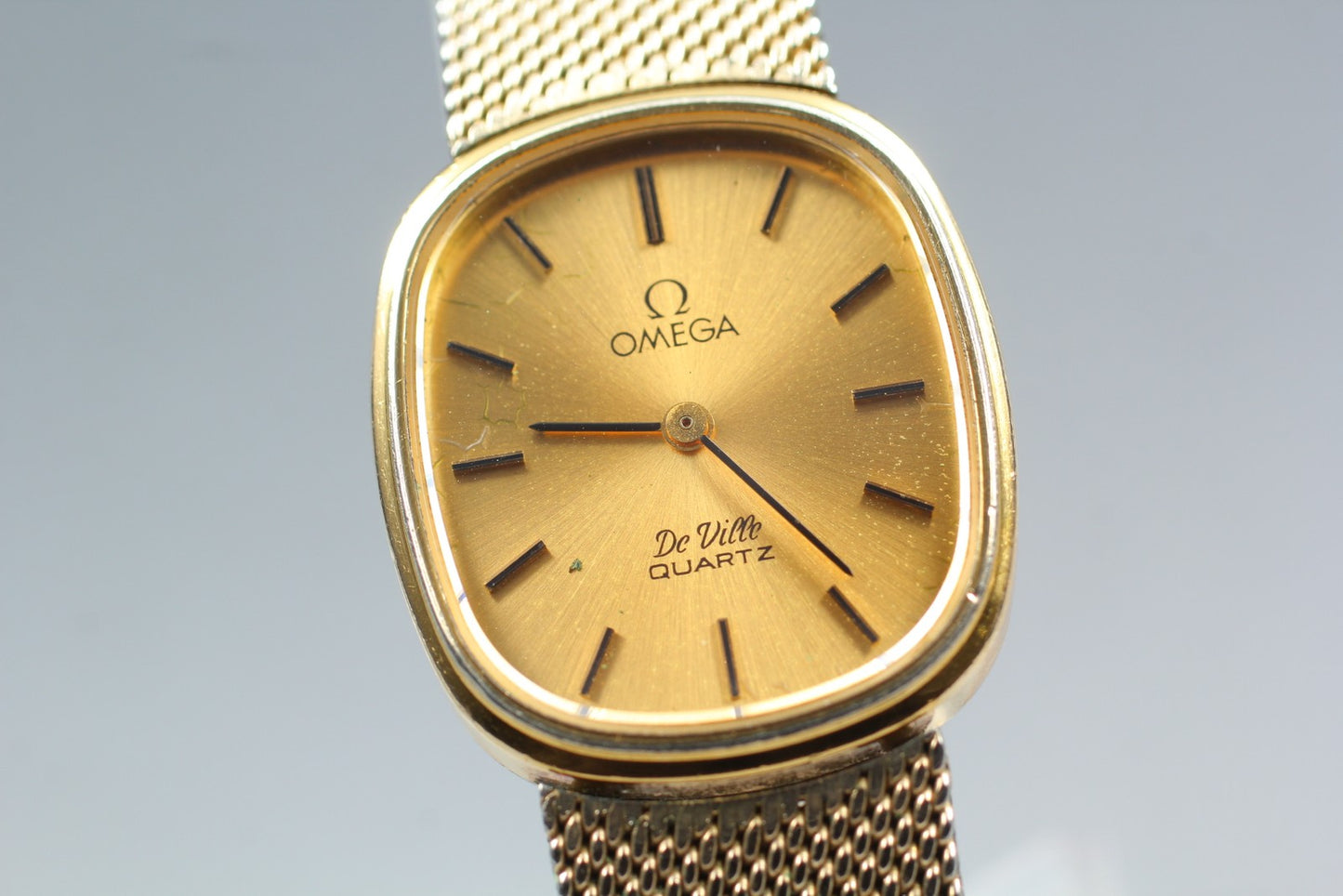 Vintage 1979 [Exc+5] OMEGA De Ville 1353 Gold Dial Quartz 22mm Ladies Watch