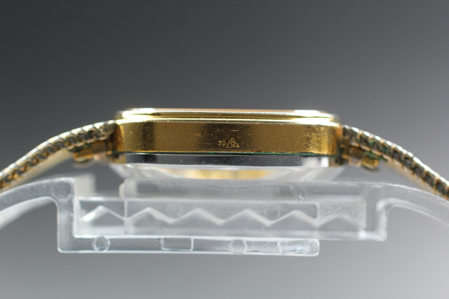 Vintage 1979 [Exc+5] OMEGA De Ville 1353 Gold Dial Quartz 22mm Ladies Watch