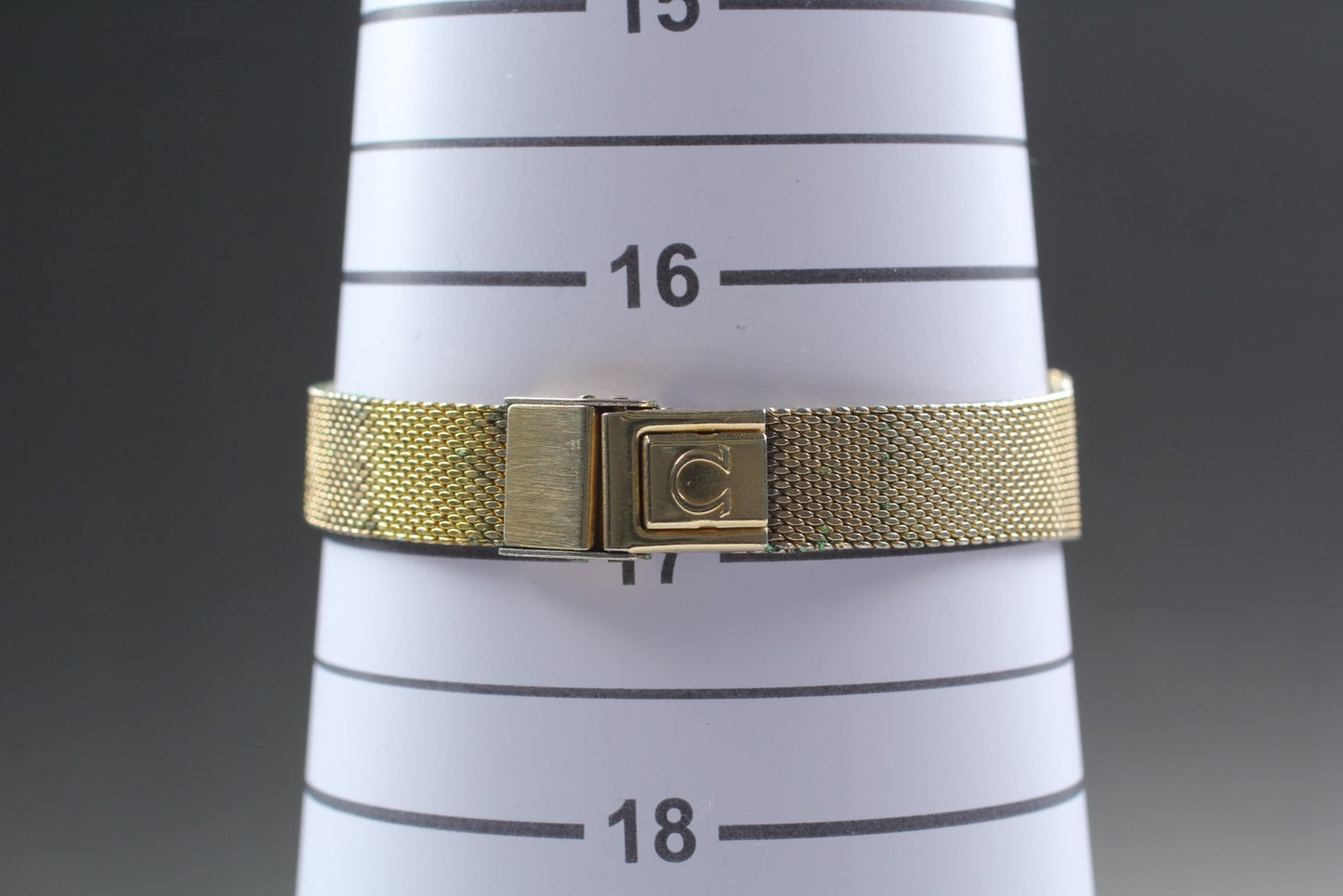 Vintage 1979 [Exc+5] OMEGA De Ville 1353 Gold Dial Quartz 22mm Ladies Watch