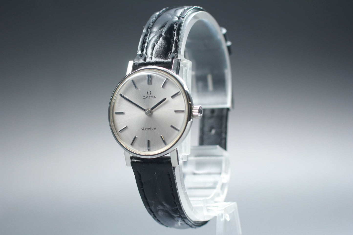 Vintage 1975 Near MINT OMEGA De Ville 511.0410 Cal.625 Manual 25mm Ladies Watch