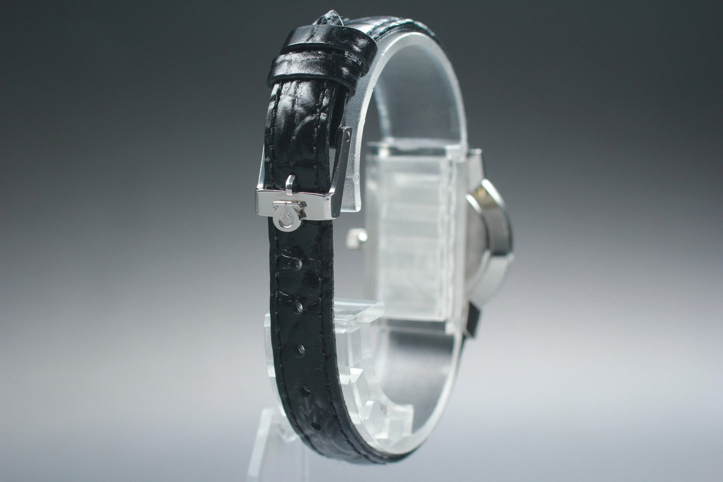 Vintage 1975 Near MINT OMEGA De Ville 511.0410 Cal.625 Manual 25mm Ladies Watch