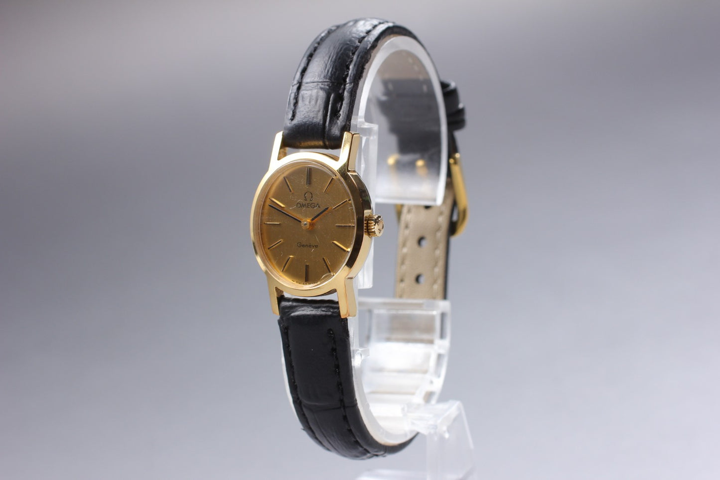 Near MINT OMEGA Geneve 511.0411 Cal.625 Gold Oval Manual Wind Ladies Watch JAPAN