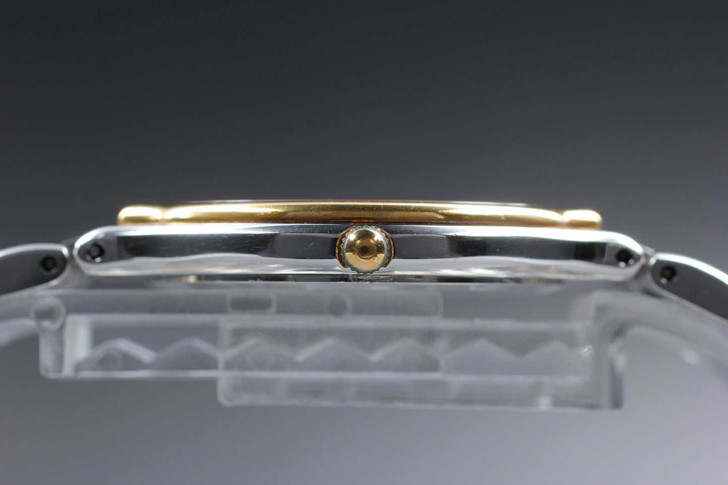 Near MINT OMEGA De Ville Symbol 196.0316 Cal.1436 18K Quartz 32mm Men's Watch