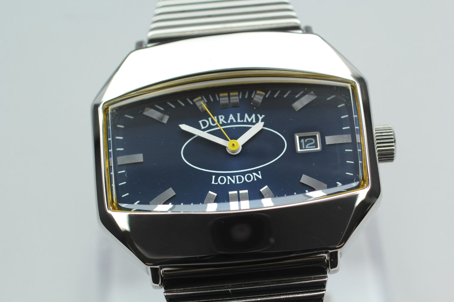Nos [MINT w/ Tag] CITIZEN Duralmy 6110-L16061 Black Dial 37mm Quartz Men's Watch