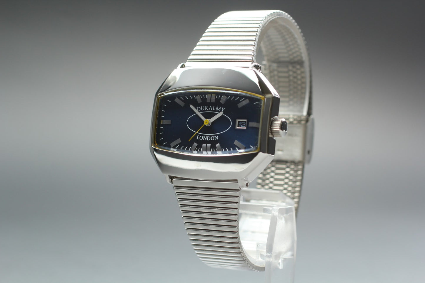 Nos [MINT w/ Tag] CITIZEN Duralmy 6110-L16061 Black Dial 37mm Quartz Men's Watch