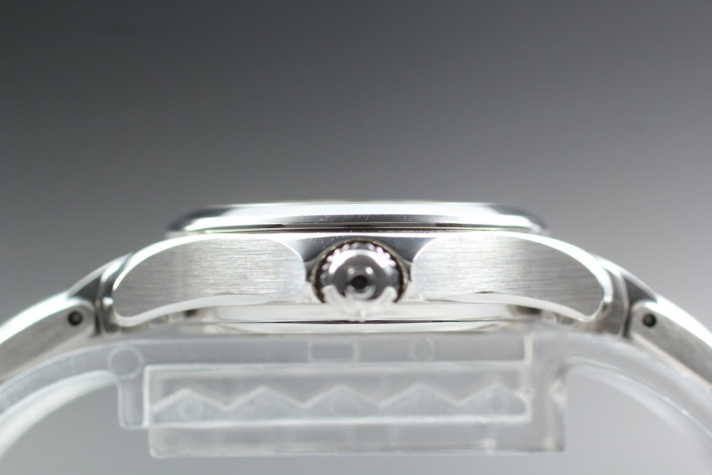 Near MINT OMEGA Seamaster 120m 596.1502 Cal.1424 Quartz 28mm Ladies Watch JAPAN