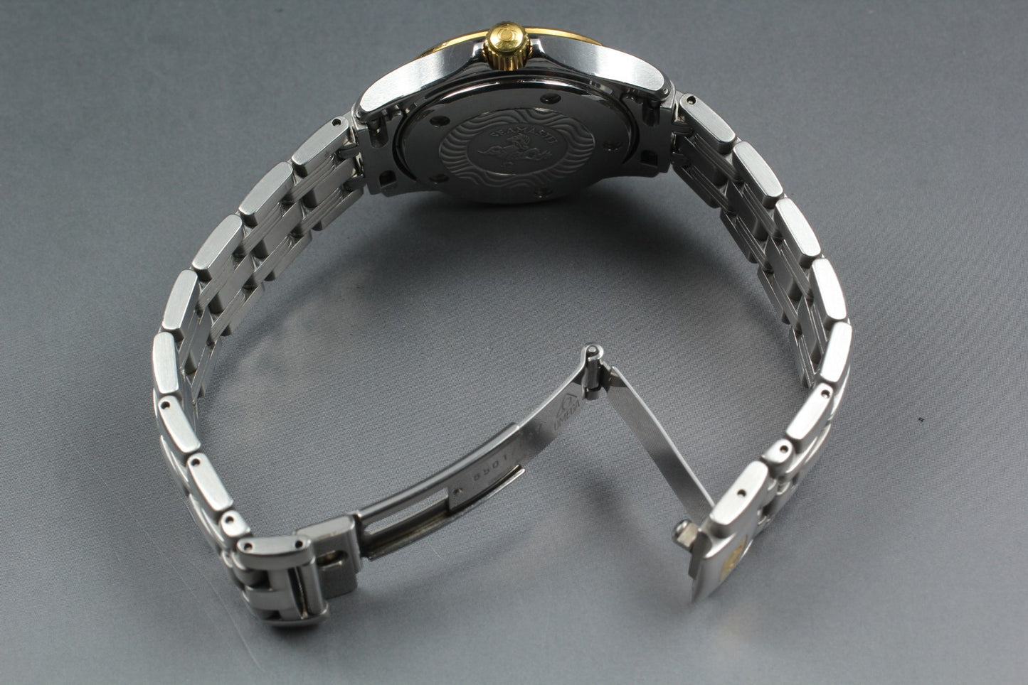 Near MINT OH OMEGA Seamaster 120m Blue 18K Gold 18KYG Quartz 30mm Ladies Watch