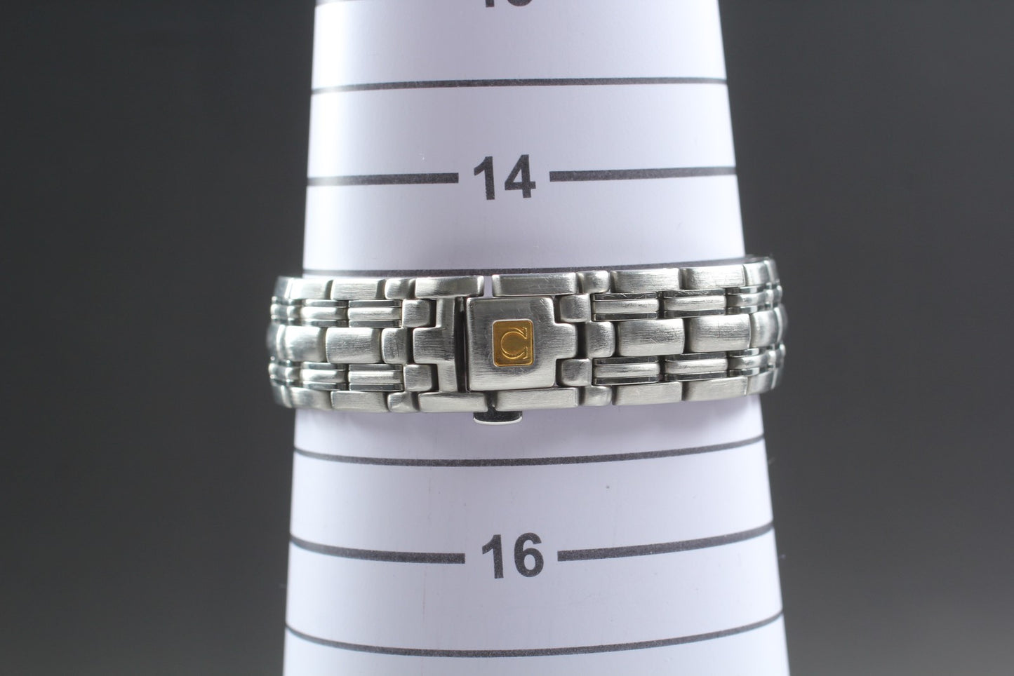 Near MINT OH OMEGA Seamaster 120m Blue 18K Gold 18KYG Quartz 30mm Ladies Watch