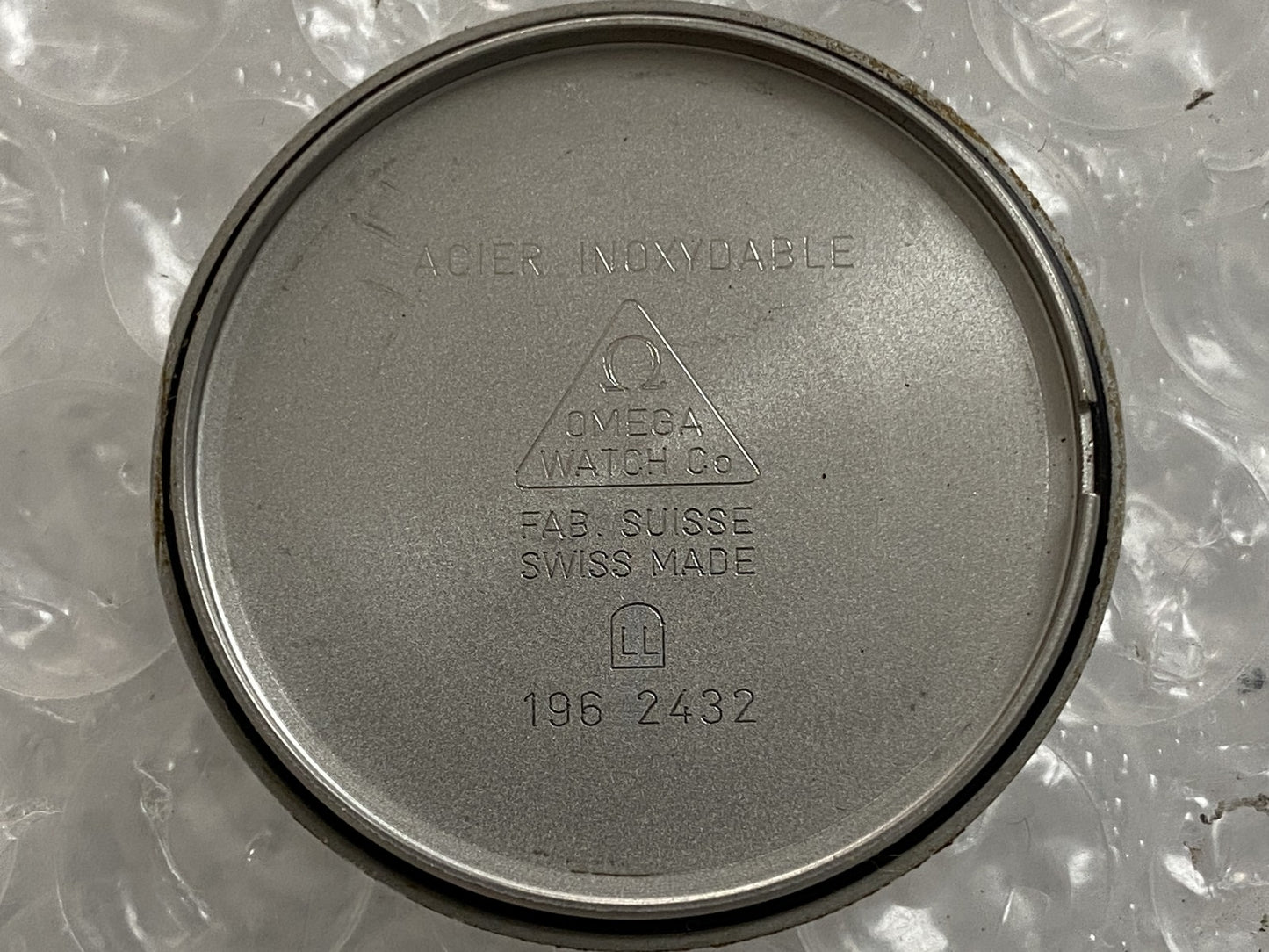 Near MINT OMEGA De Ville 196.2432 Cal.1532 Date Gold Quartz 32mm Men's Watch