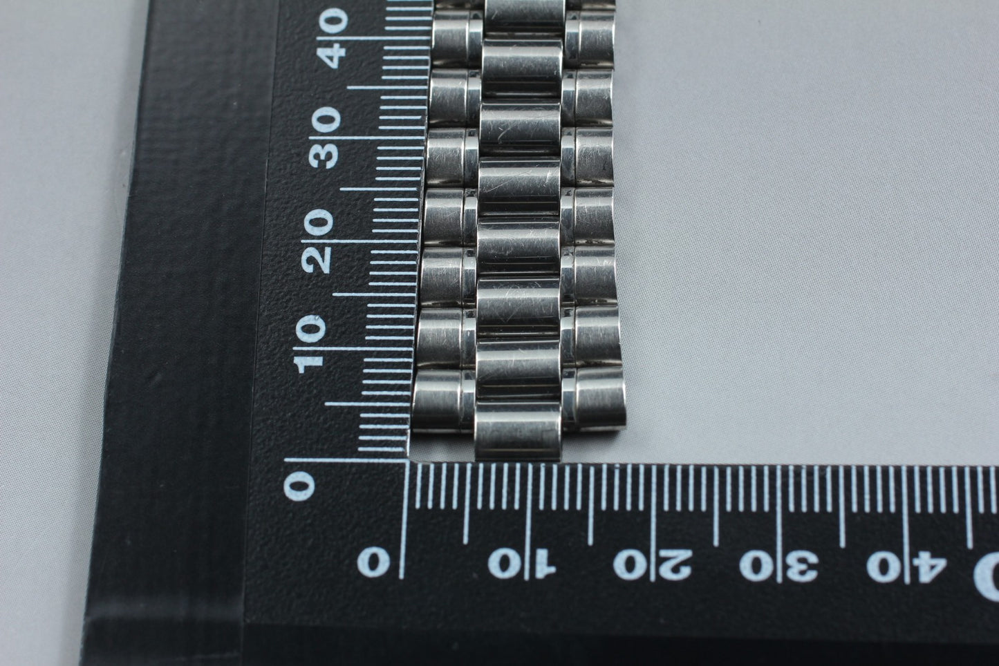 Near MINT OMEGA 18mm Stainless Steel Bracelet 1569 w/ End Link 814 for Seamaster