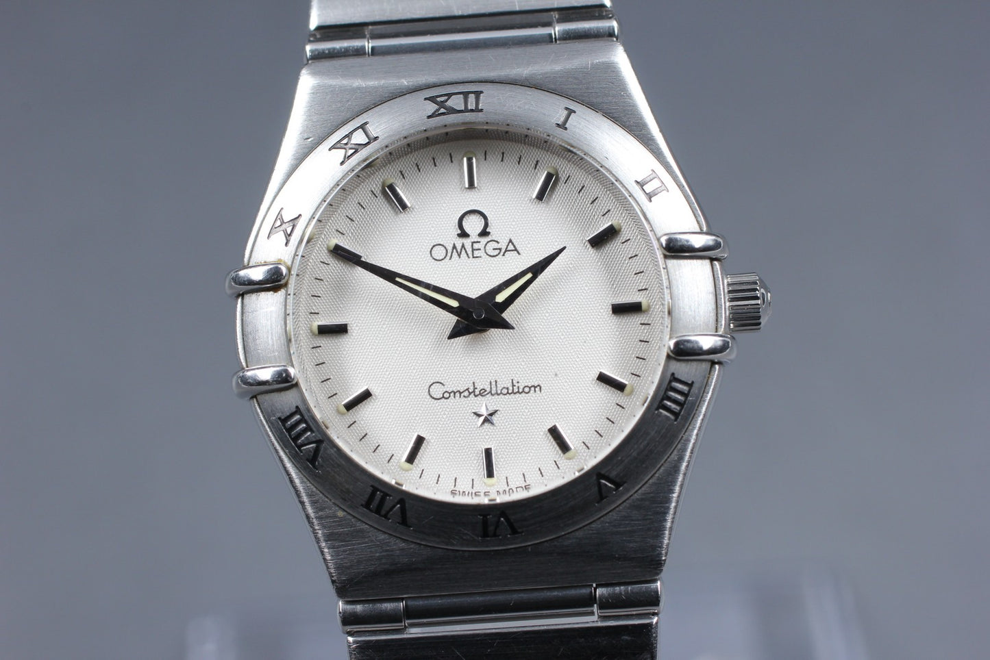 Near MINT OMEGA Constellation 795.1201 Cal.1456 Quartz 25mm Ladies Watch JAPAN