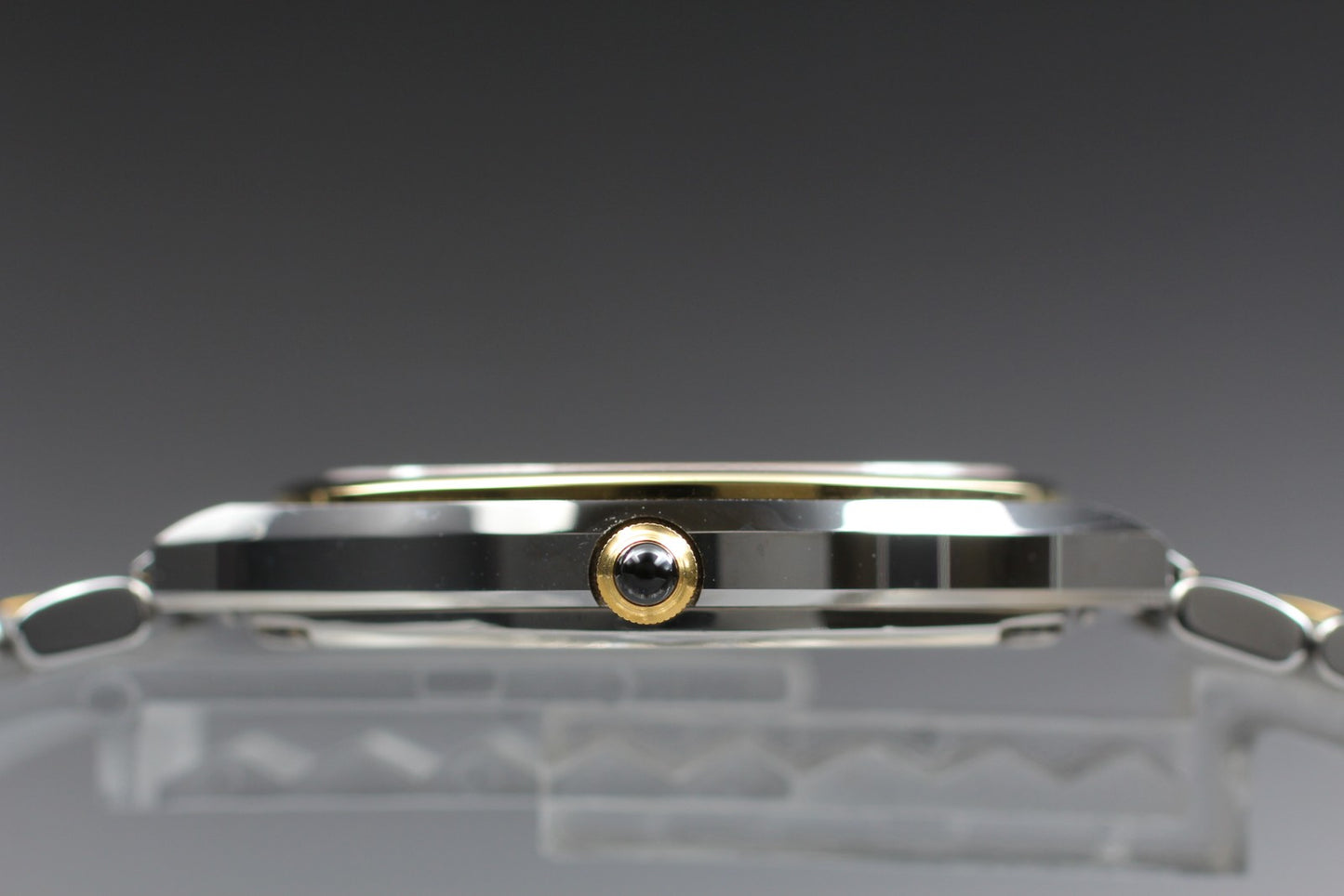 MINT w/ Tag Orient Fuerza C752G1-60 White Arabic Quartz 33mm Men's Watch JAPAN