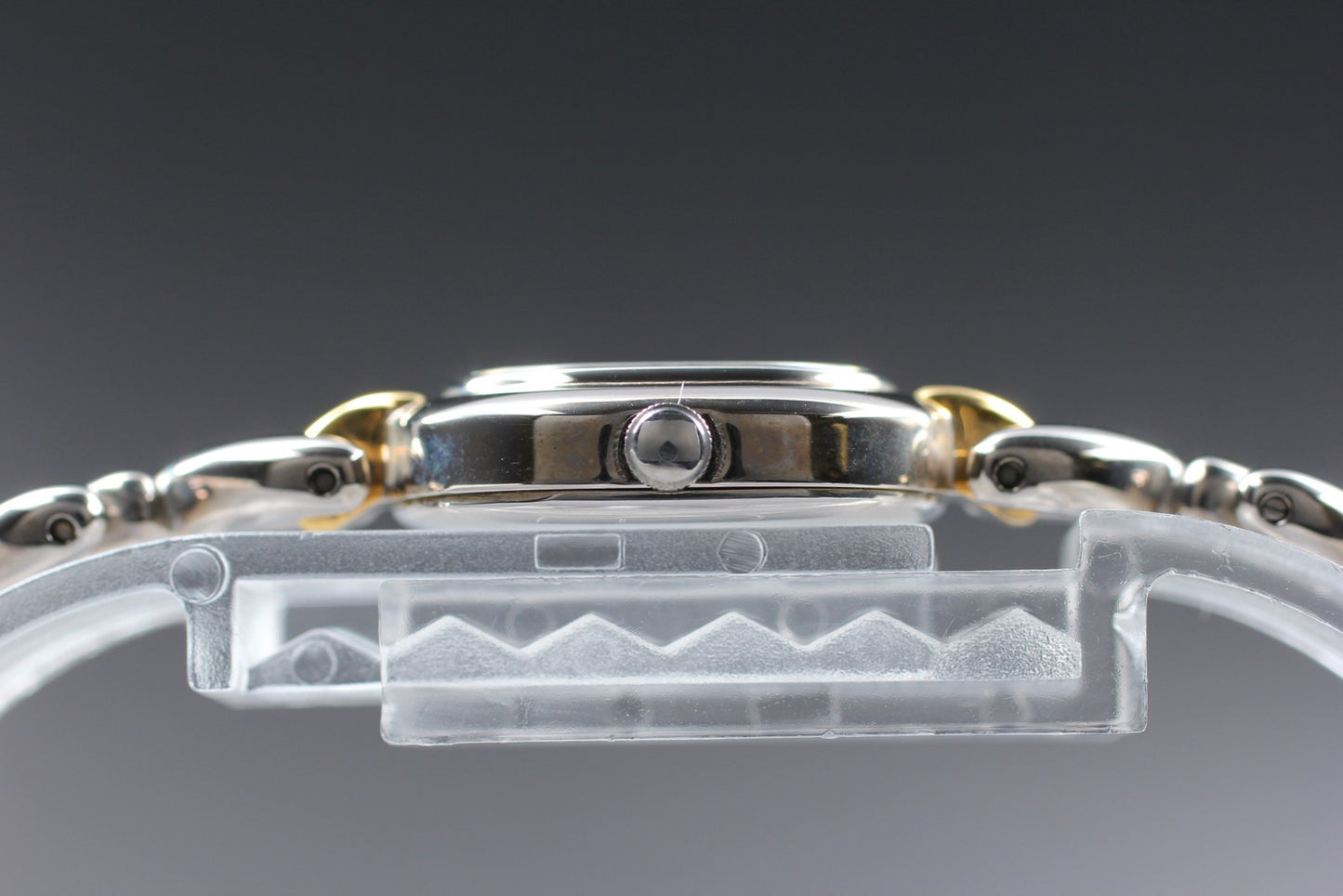 Near MINT w/ Tag Citizen Fill 3220-S40898 Silver Bracelet Quartz Ladies Watch