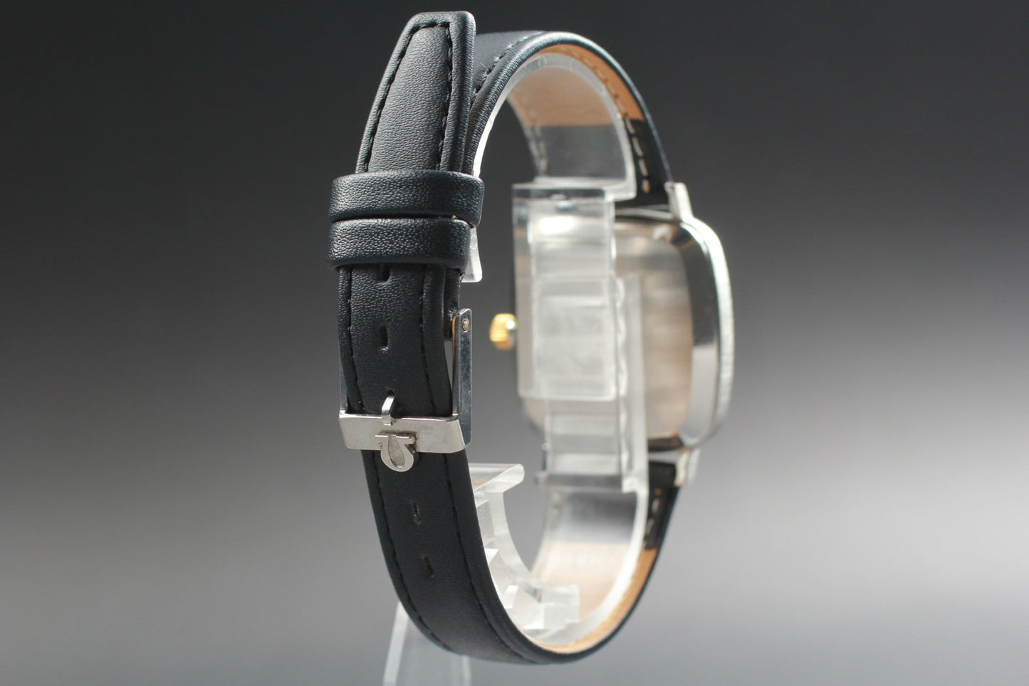 Near MINT OMEGA De Ville 191.0045 Cal.1330 Silver Square Quartz 31mm Men's Watch