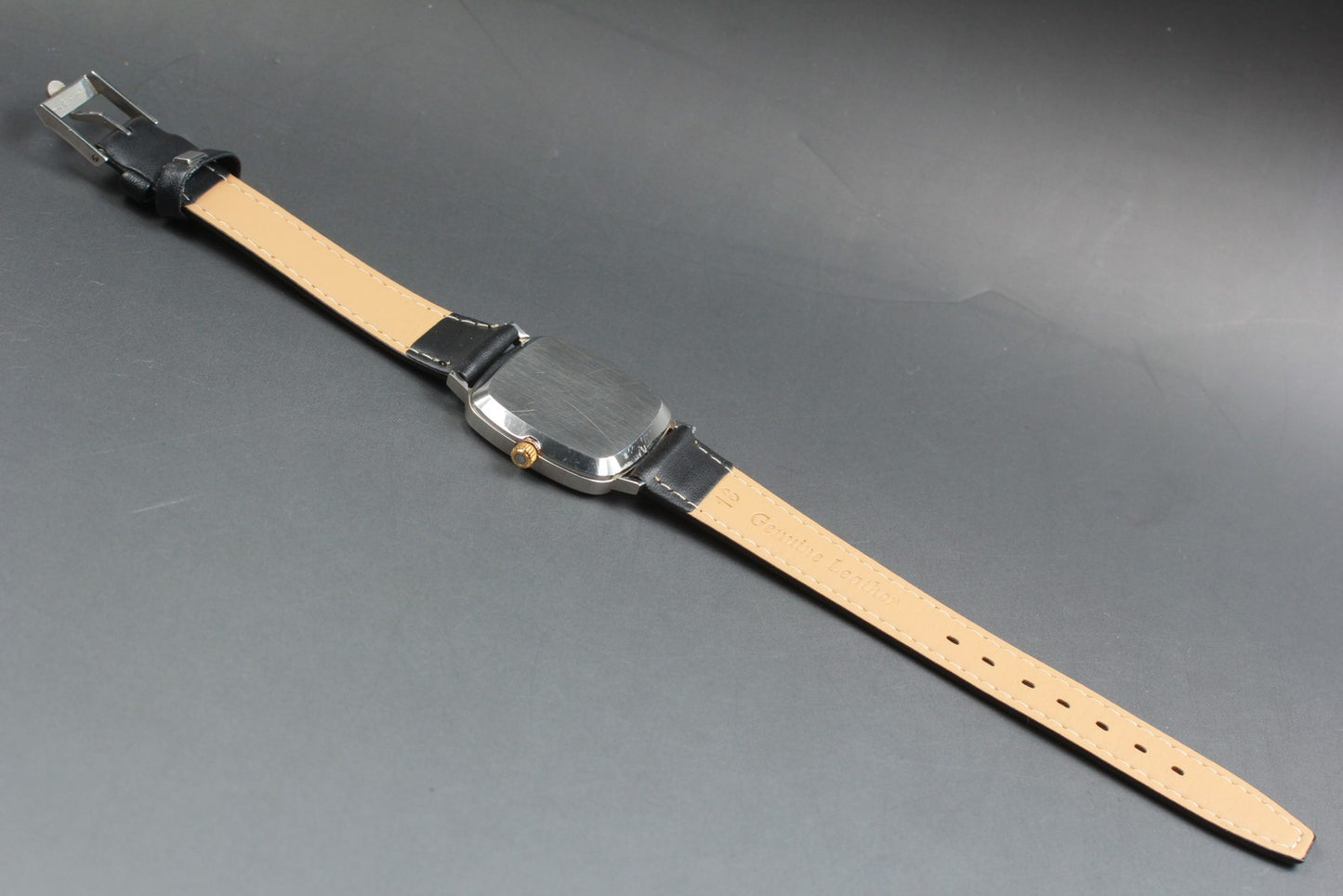 Near MINT OMEGA De Ville 191.0045 Cal.1330 Silver Square Quartz 31mm Men's Watch