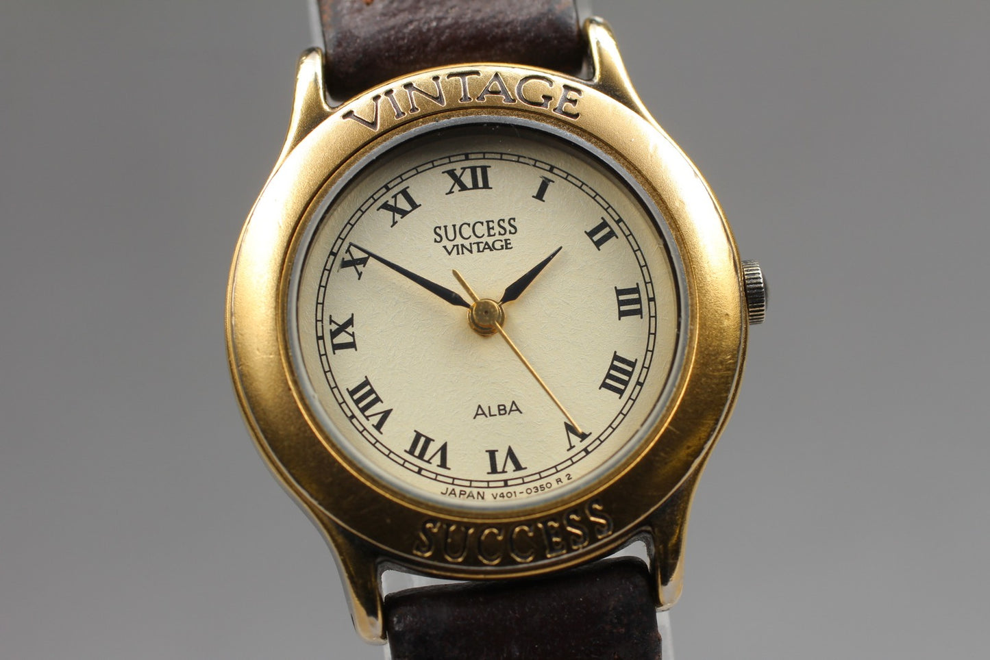 Exc+5 SEIKO Alba V401-0140 Gold Tone Roman Dial Quartz Ladies Watch From JAPAN