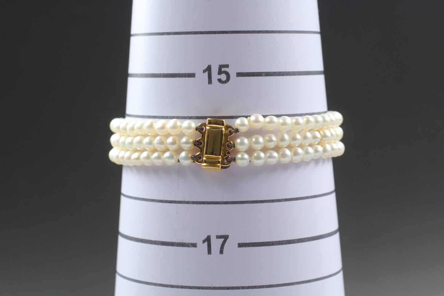 2 Straps [Near MINT] Nina Ricci S953 Gold Roman Dial Quartz 20mm Ladies Watch