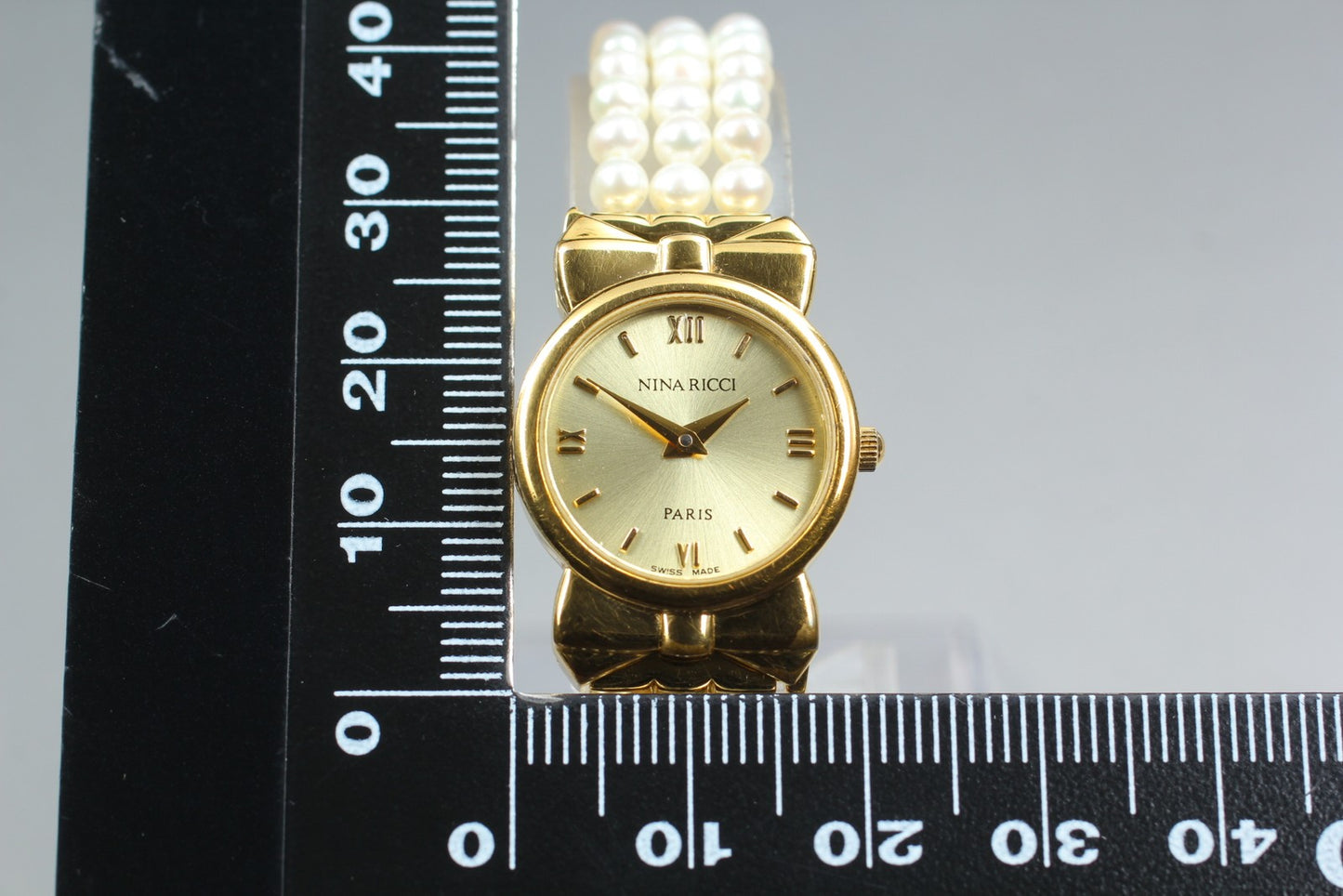 2 Straps [Near MINT] Nina Ricci S953 Gold Roman Dial Quartz 20mm Ladies Watch