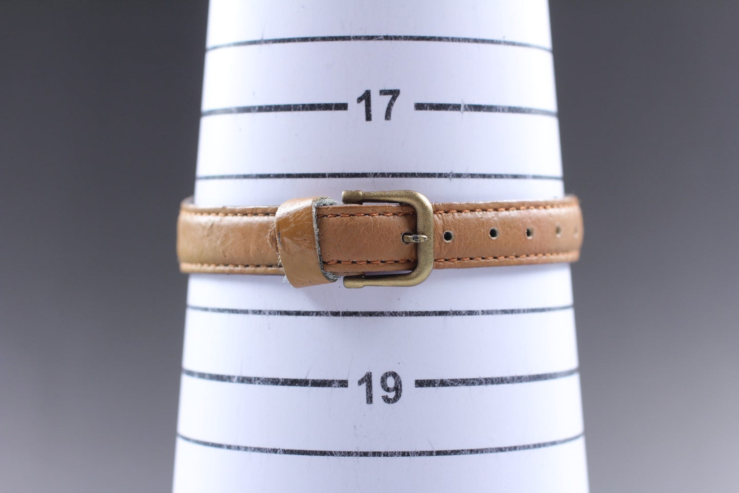 Near MINT w/Tag Citizen Lighthouse 6040-G03880 Small Seconds Quartz Ladies Watch