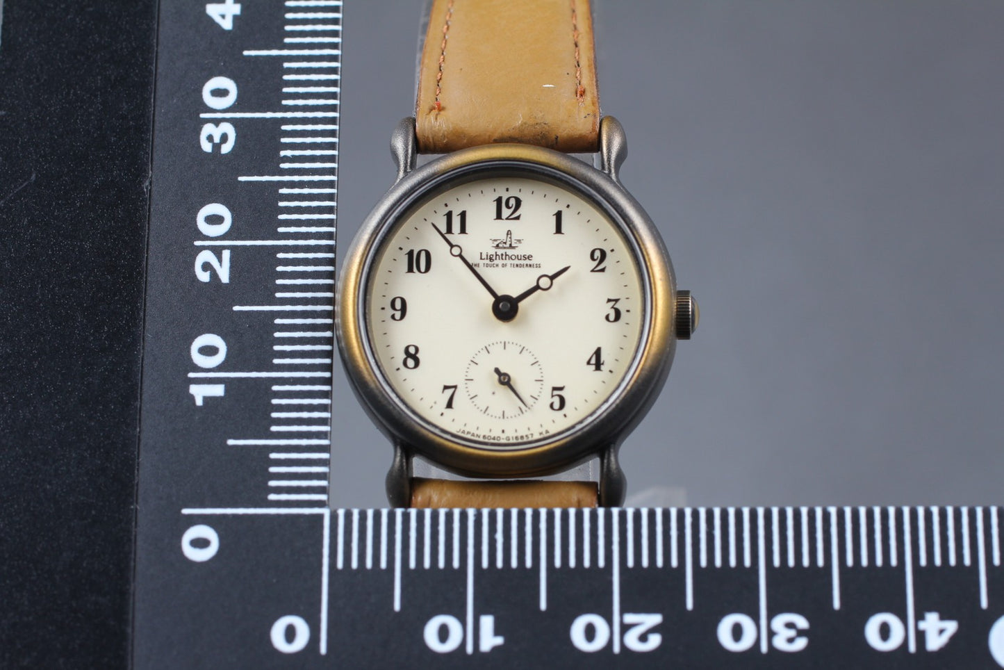 Near MINT w/Tag Citizen Lighthouse 6040-G03880 Small Seconds Quartz Ladies Watch