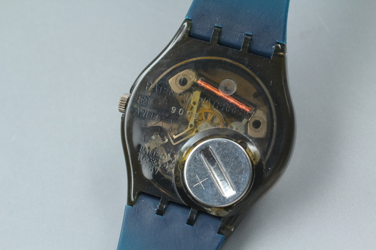 Exc+5 Swatch GM705 Snow Black Blue Quartz 34mm Men's Watch