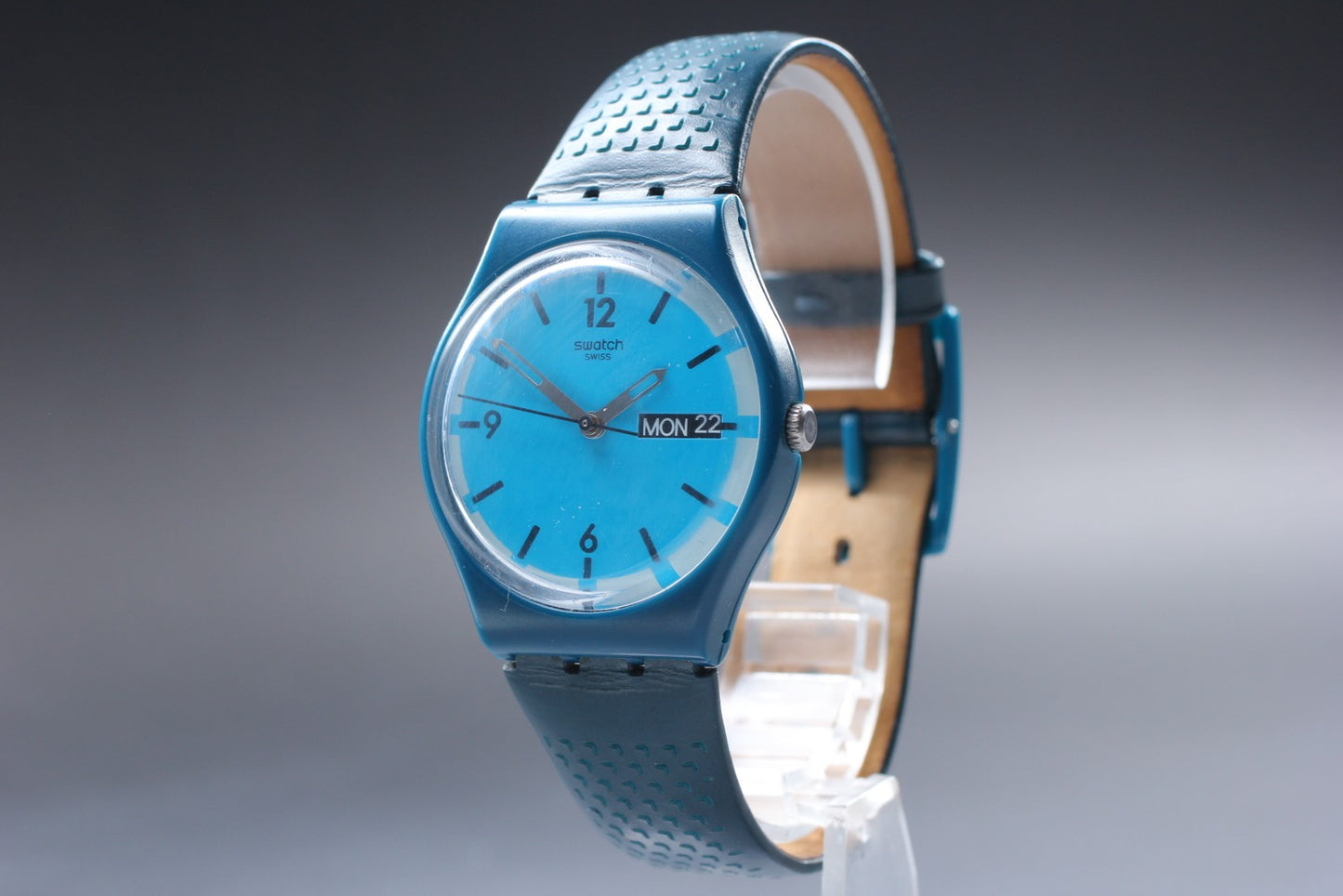 Exc+5 Swatch Blue Bottle GN719 Day Date Quartz 34mm Men's Watch