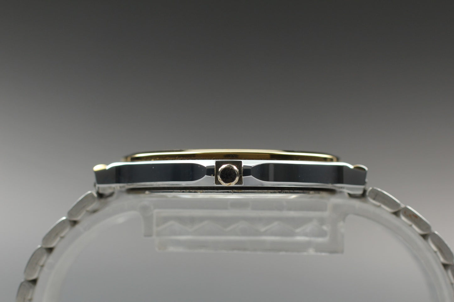 SEIKO Dolce 8N41-7020 Gold Slim Dress Watch From JAPAN [For Parts for Repair]