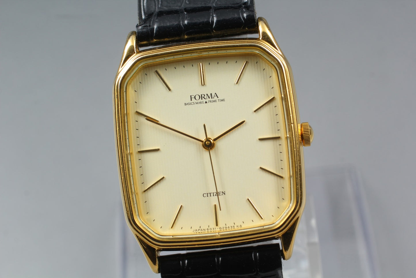 Vintage 1992 Near MINT Citizen Forma 6031-G07664 Gold Octagon Quartz Men's Watch