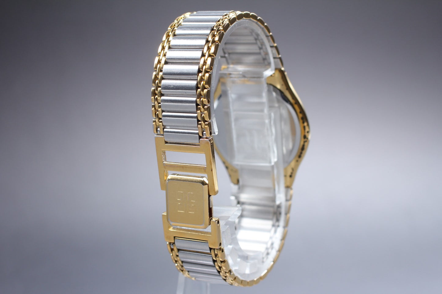 New Battery [Near MINT] Givenchy 621 White Gold Silver 32mm Quartz Men's Watch