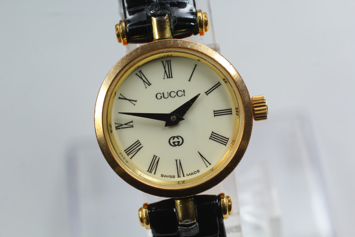 Exc+5 w/ Box Gucci 2000L White Roman Dial Sherry Line 21mm Quartz Ladies Watch