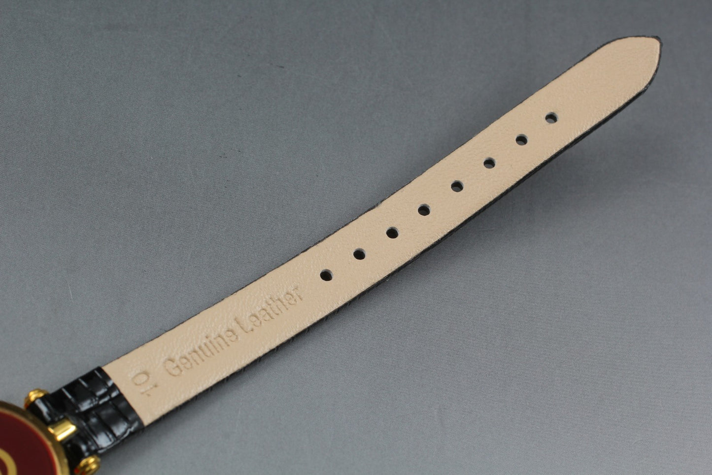 Exc+5 w/ Box Gucci 2000L White Roman Dial Sherry Line 21mm Quartz Ladies Watch