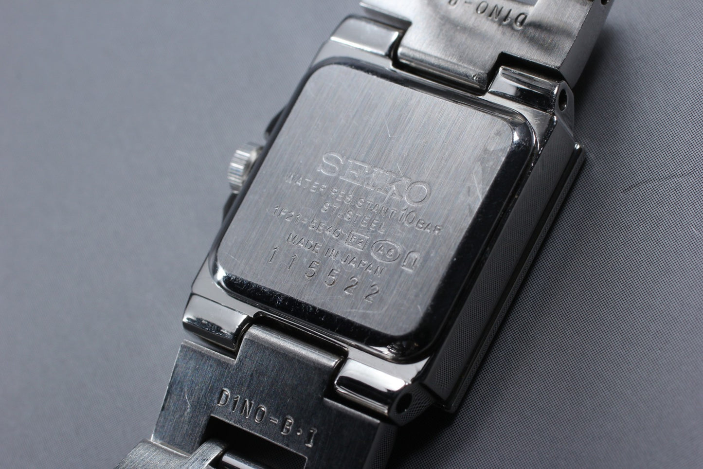 Near MINT SEIKO Lukia 1F21-5E40 Silver Square Quartz 20mm Ladies Watch JAPAN