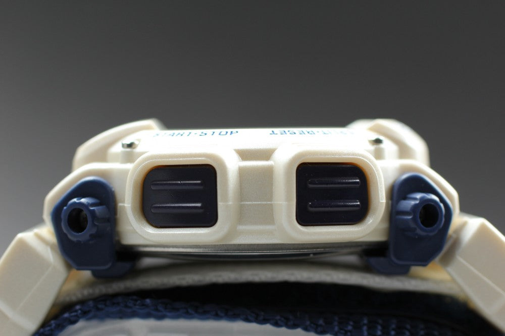 Near MINT CASIO G-Shock DW-8800 LCD Quartz 43.0mm Men's Watch