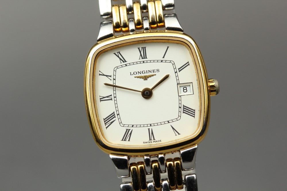 Near MINT LONGINES Flagship L5.133.3 White Quartz 22.7mm Ladies Watch