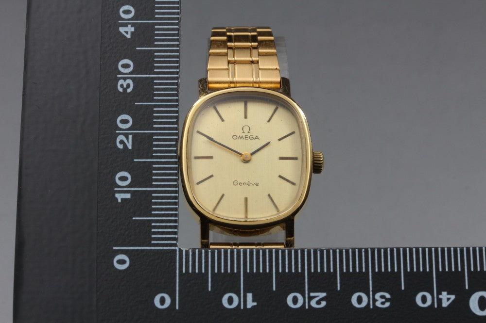 Near MINT OMEGA Geneve 511.0509 Cal.625 Gold Manual 21.4mm Ladies Watch 1975