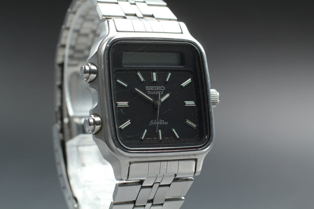 SEIKO Silver Wave H557-5270 Black Quartz 32mm Men's Watch 1982