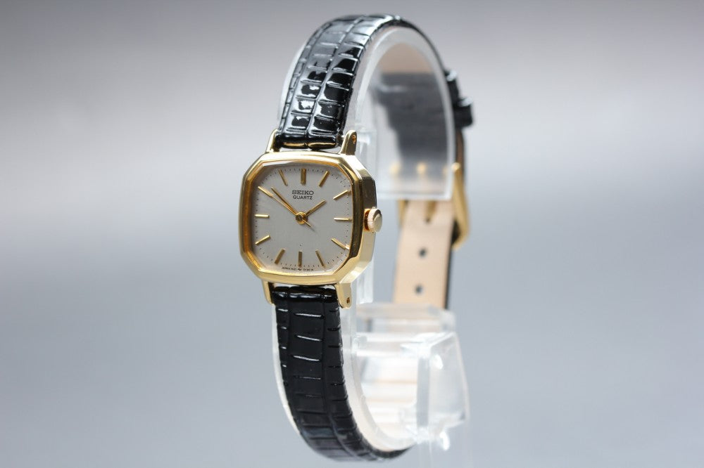 Near MINT SEIKO Socie 1421-5060 Grey Quartz 20.7mm Ladies Watch 1980