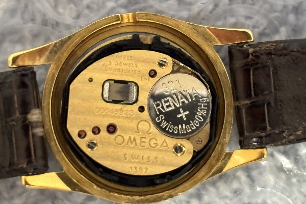Near MINT OMEGA De Ville 591.0160 Cal.1387 Gold Quartz 20mm Ladies Watch