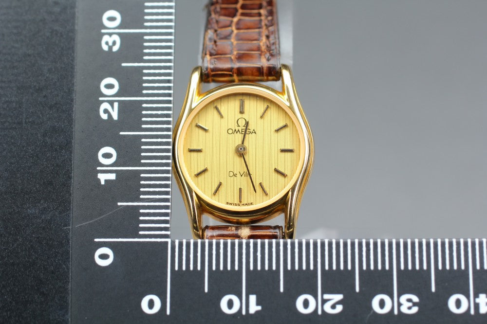 Near MINT OMEGA De Ville 591.0160 Cal.1387 Gold Quartz 20mm Ladies Watch