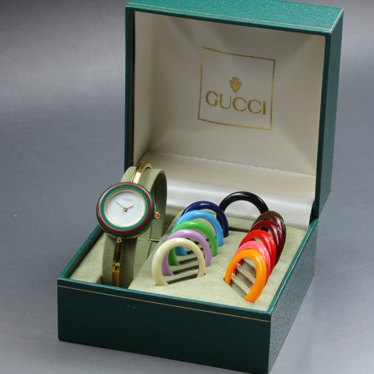 Near MINT GUCCI Change Bezel 11/12.2 White Quartz 25.9mm Ladies Watch