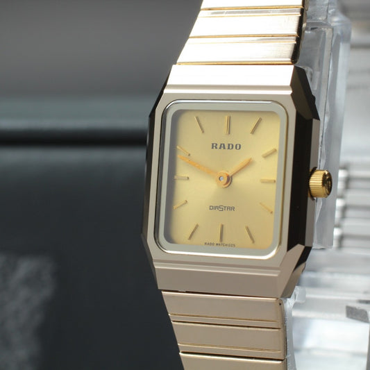 Near MINT RADO Diastar 133.9717.3 Gold Quartz 19.8mm Ladies Watch