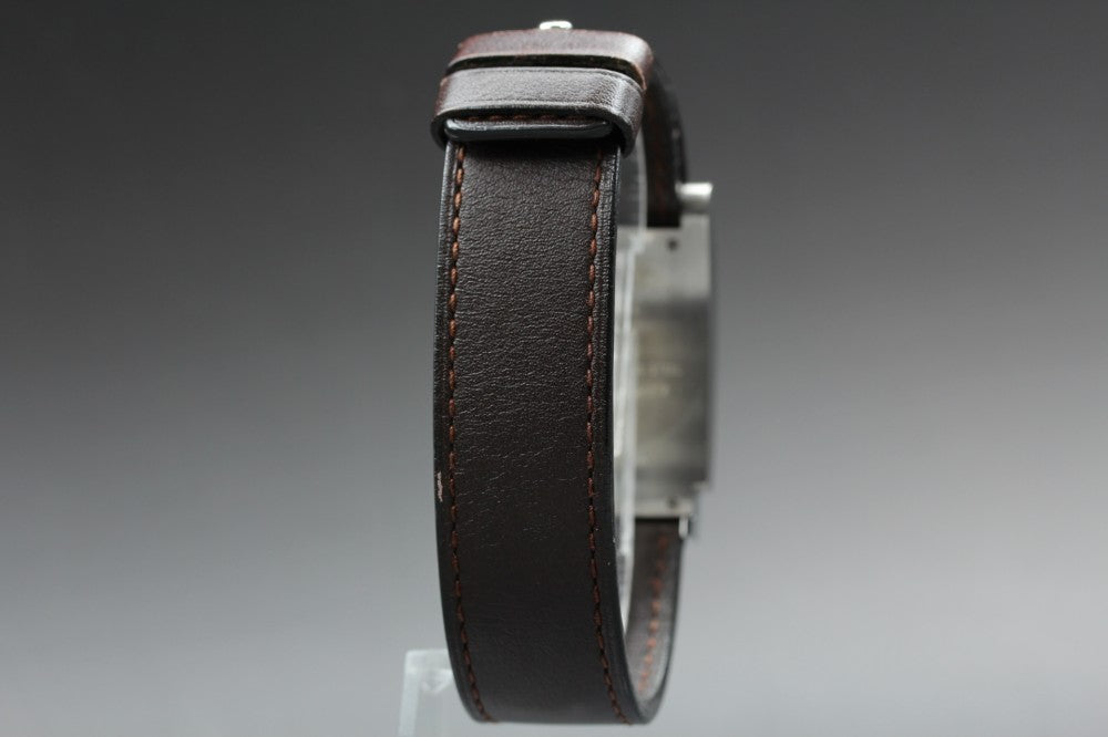 Near MINT Dunhill Rectangle 8052 White Quartz 27mm Men's Watch
