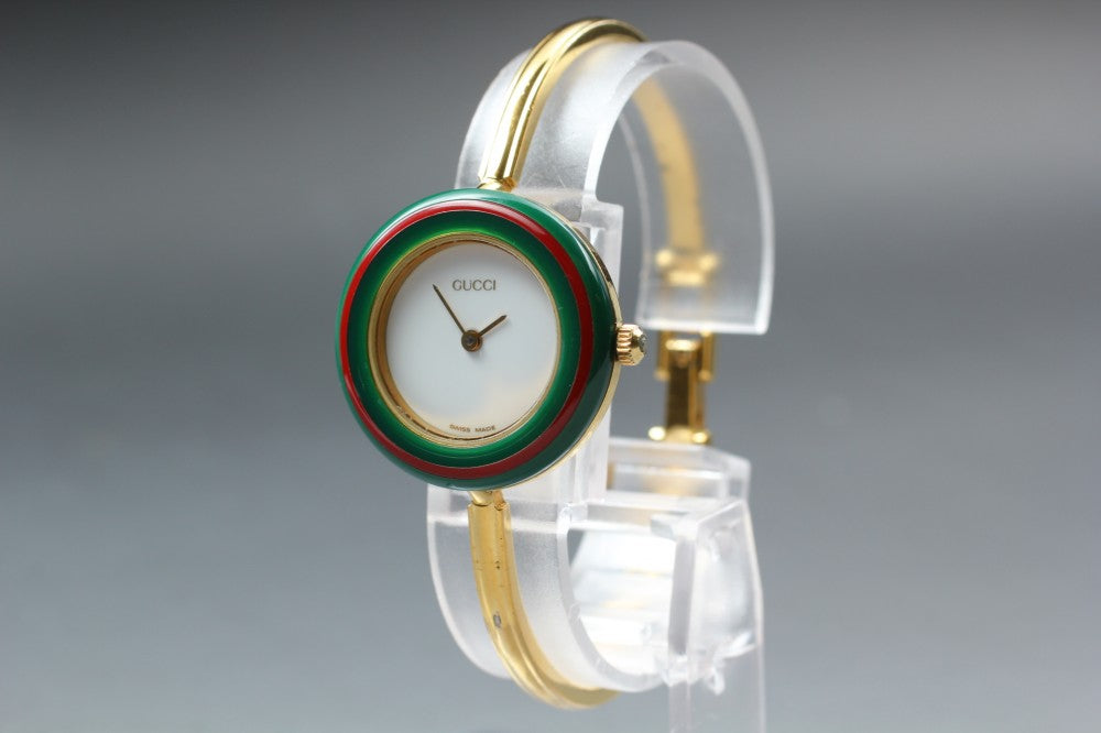 Near MINT GUCCI Change Bezel 11/12.2 White Quartz 25.8mm Ladies Watch
