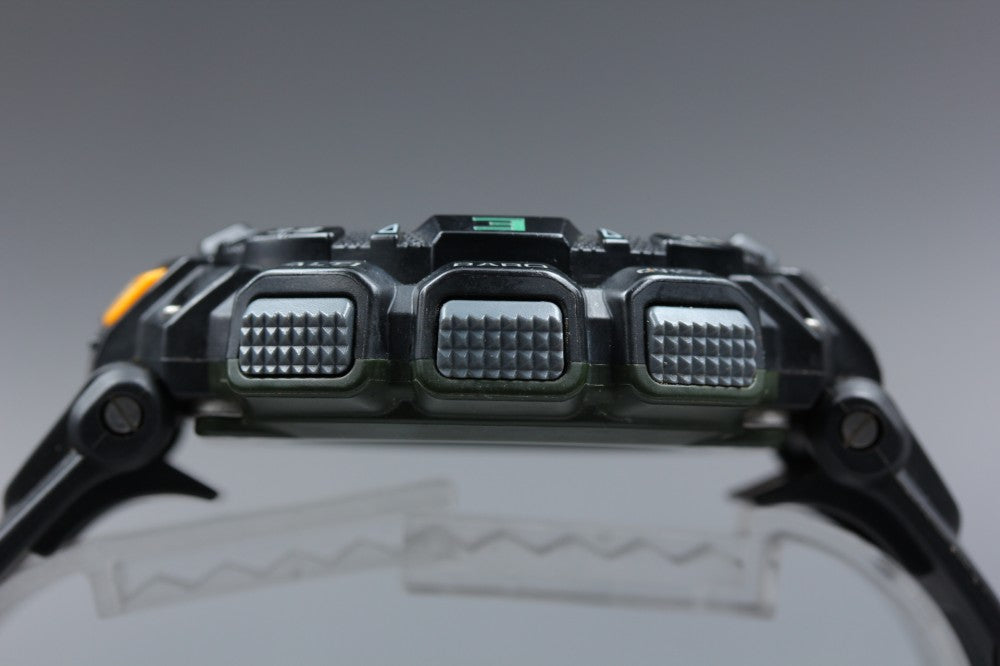 Near MINT CASIO Pro Trek PRG-240 Digital Solar Quartz 51.4mm Men's Watch
