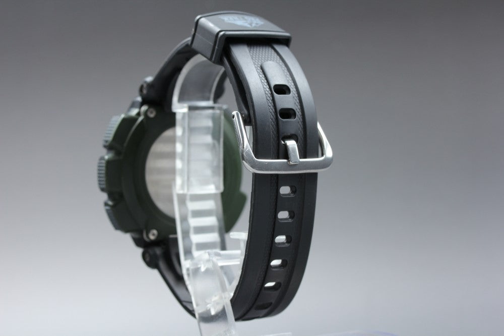 Near MINT CASIO Pro Trek PRG-240 Digital Solar Quartz 51.4mm Men's Watch